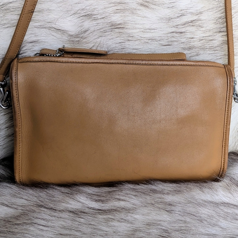 Vintage Coach Basic Bag Style #9544 Costa Rica 1992 - Picture 4 of 15